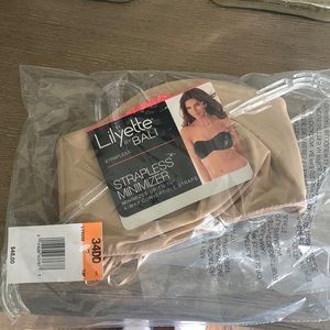 BRAND NEW Lilyette by Bali 34DD Strapless Bra